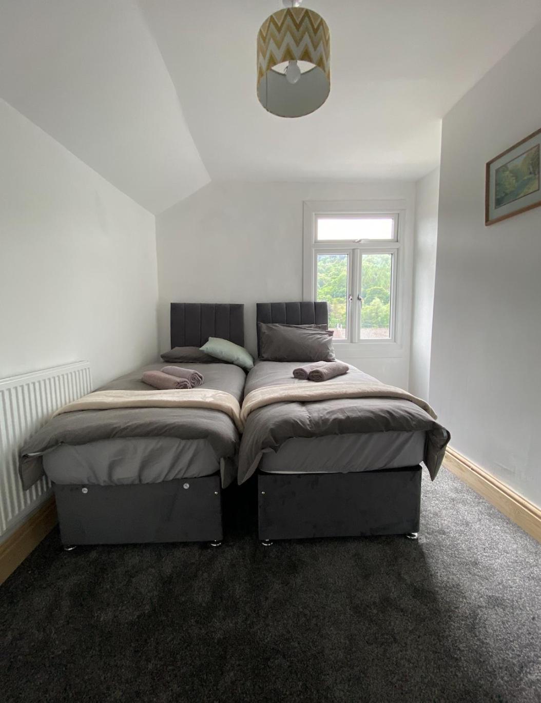 Brynhyfryd Holiday home