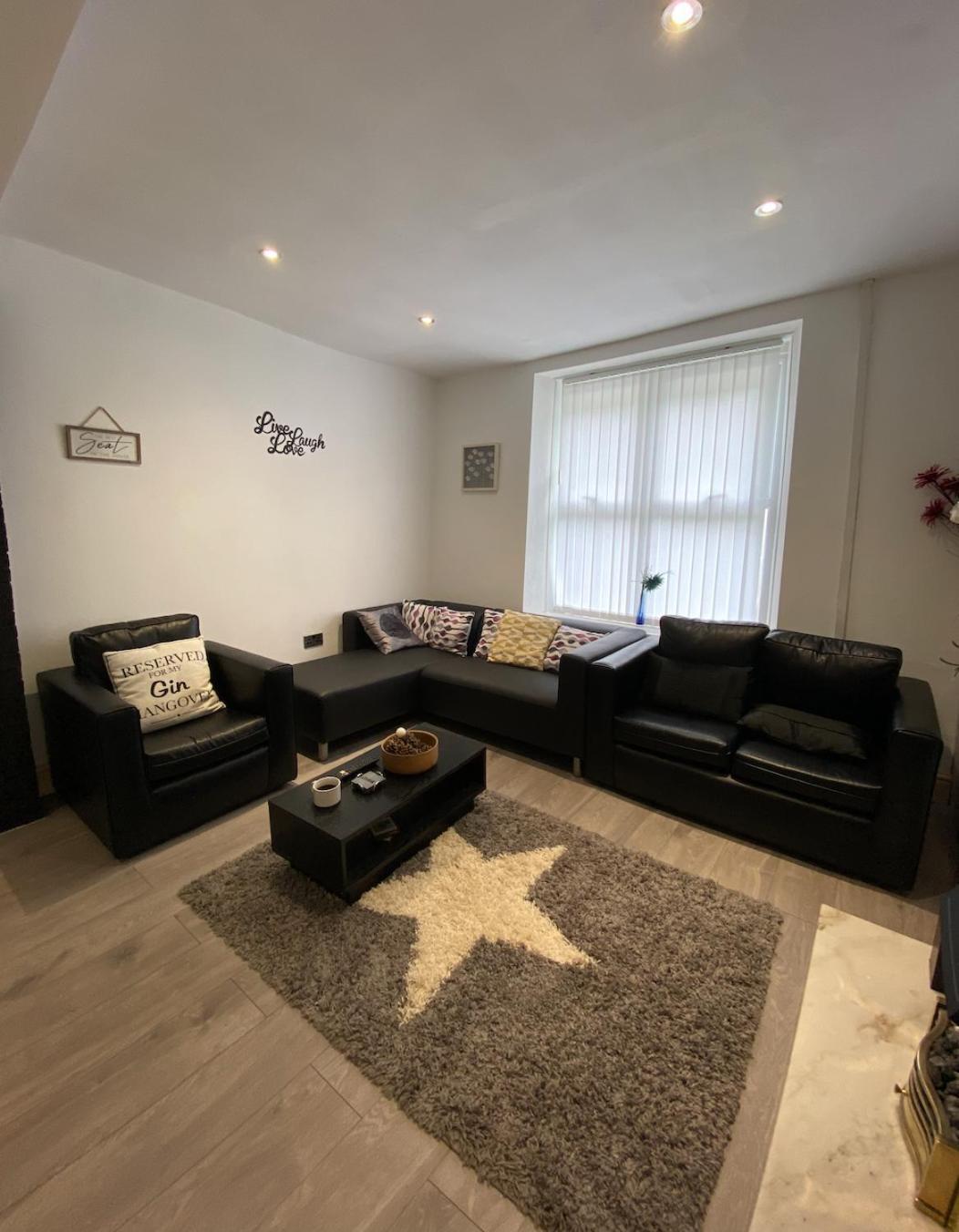 Brynhyfryd Holiday home